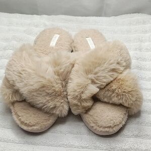 Cream Plush Faux Fur Slide Slippers‎